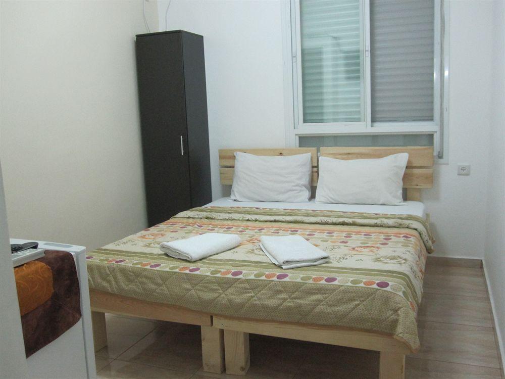 Ga'Aton Motel Nahariya Exterior photo
