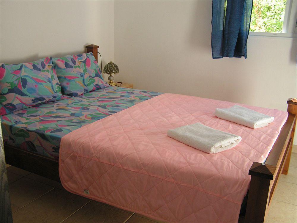Ga'Aton Motel Nahariya Exterior photo